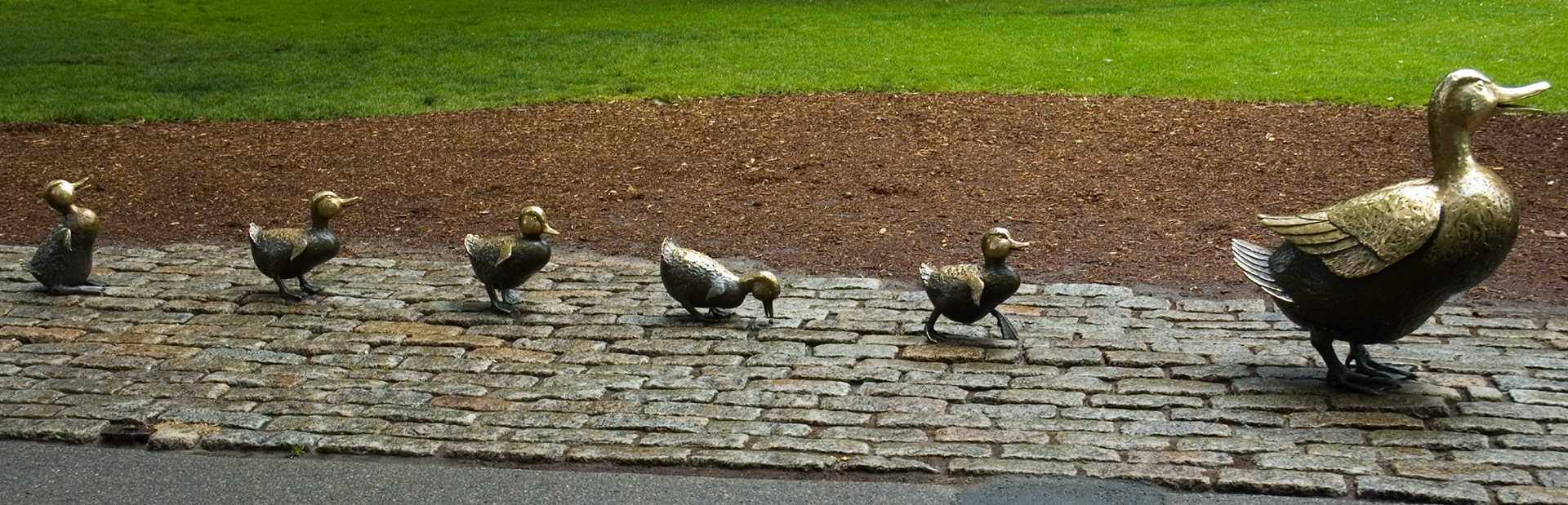 Make Way for Ducklings Sculpture